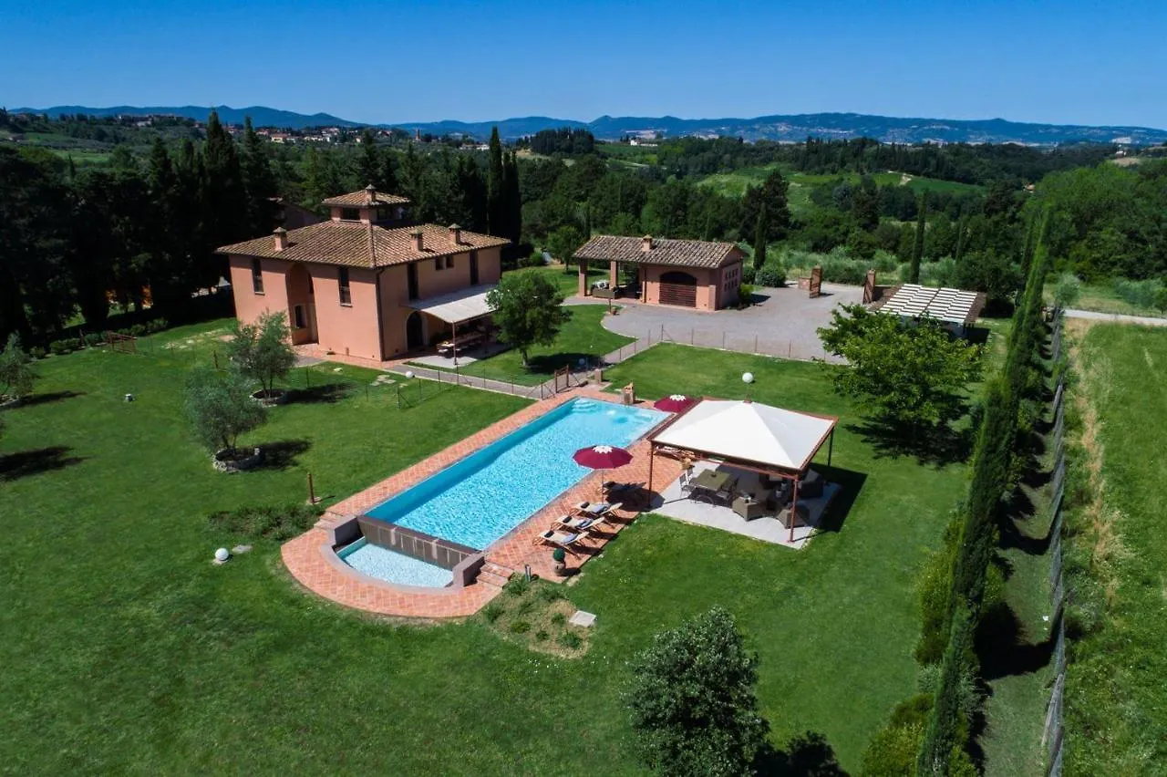 Villa Lestra Peccioli 0*,