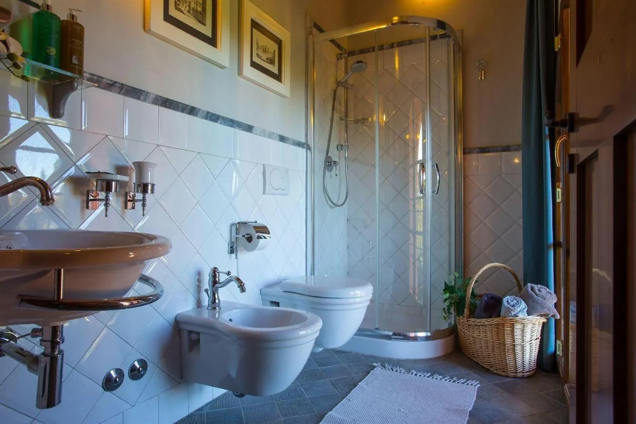 Villa Lestra Peccioli 0*,  Italy